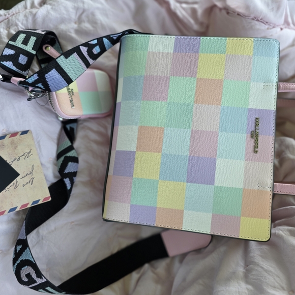 Karl Lagerfeld Sold As Is - Picture 8 of 15